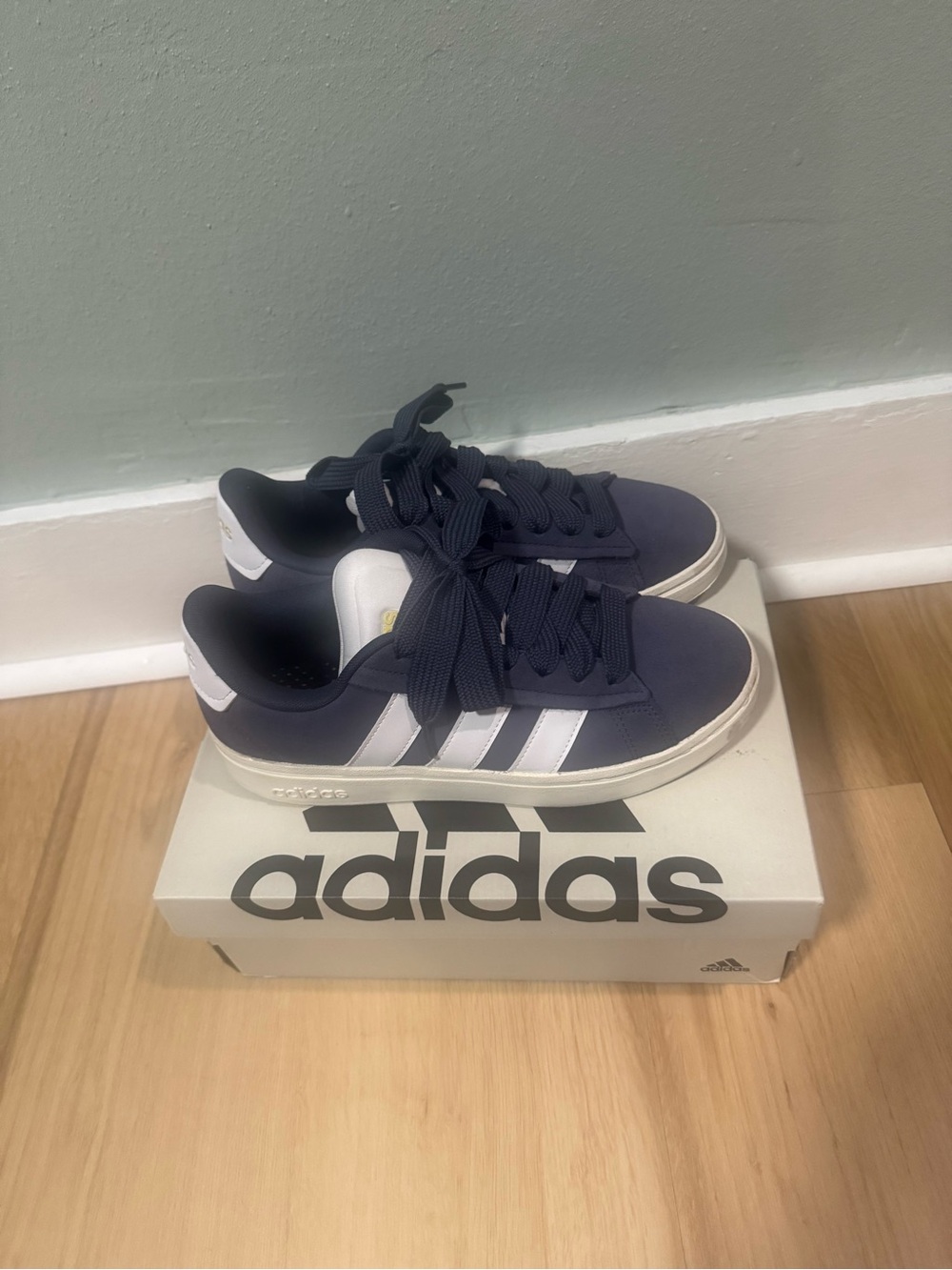 Adidas Women’s Grey Blue White Casual Sneakers